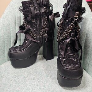 Demonia Charade-110